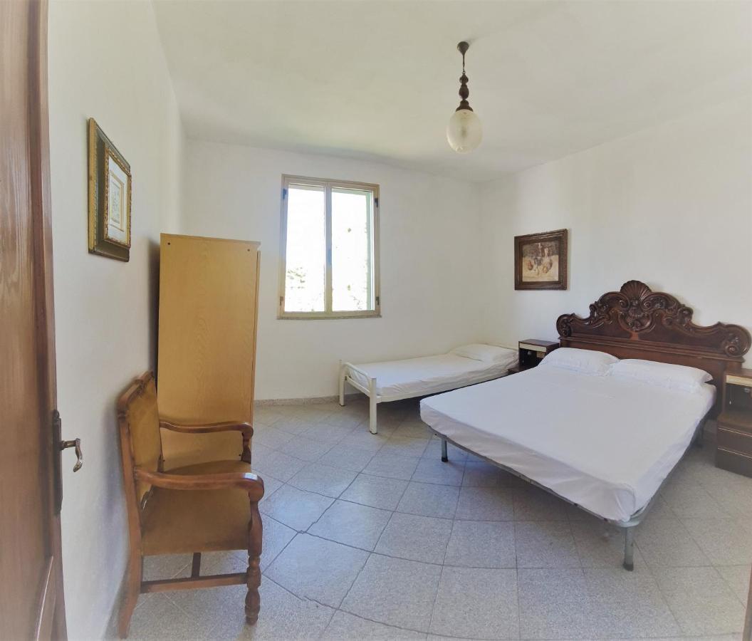 Cosy Home With Private Parking By The Sea Siniscola Luaran gambar